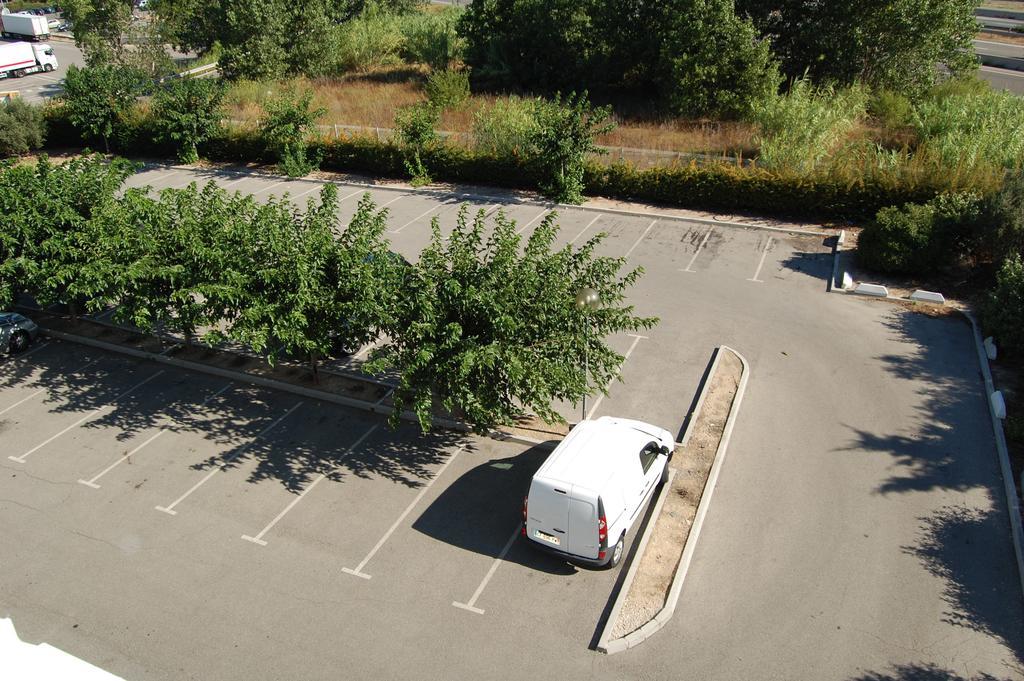 Ibis Budget Marseille Vitrolles Βιτρόλ Εξωτερικό φωτογραφία